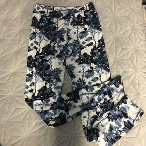 Floral leggings medium